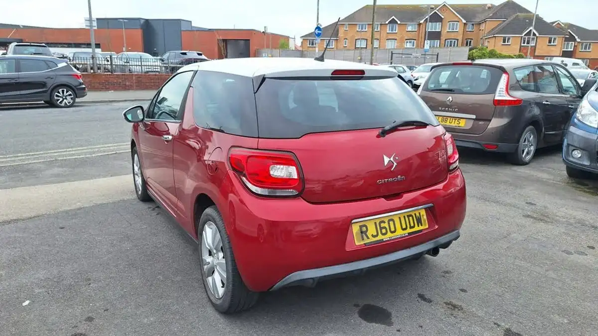 2011-citroen-ds3-16-dstyle-auto-big-4