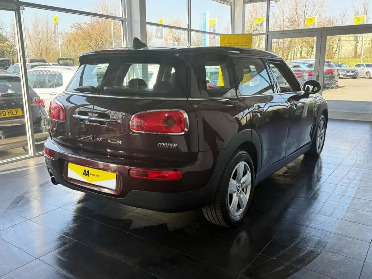 2018-mini-clubman-15-cooper-auto-big-8