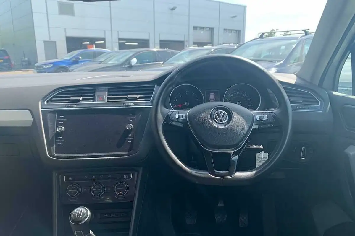 2019-volkswagen-tiguan-15-tsi-match-150ps-big-12