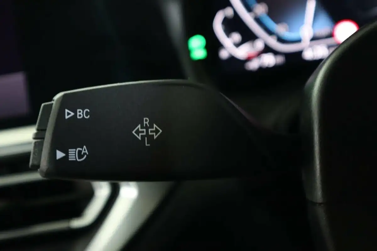 2021-bmw-3-series-20-330e-m-sport-tech-packpro-pack-saloon-4d-big-58