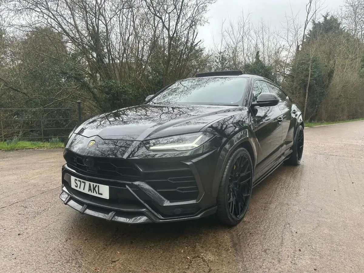 2020-lamborghini-urus-40-no-trim-big-4