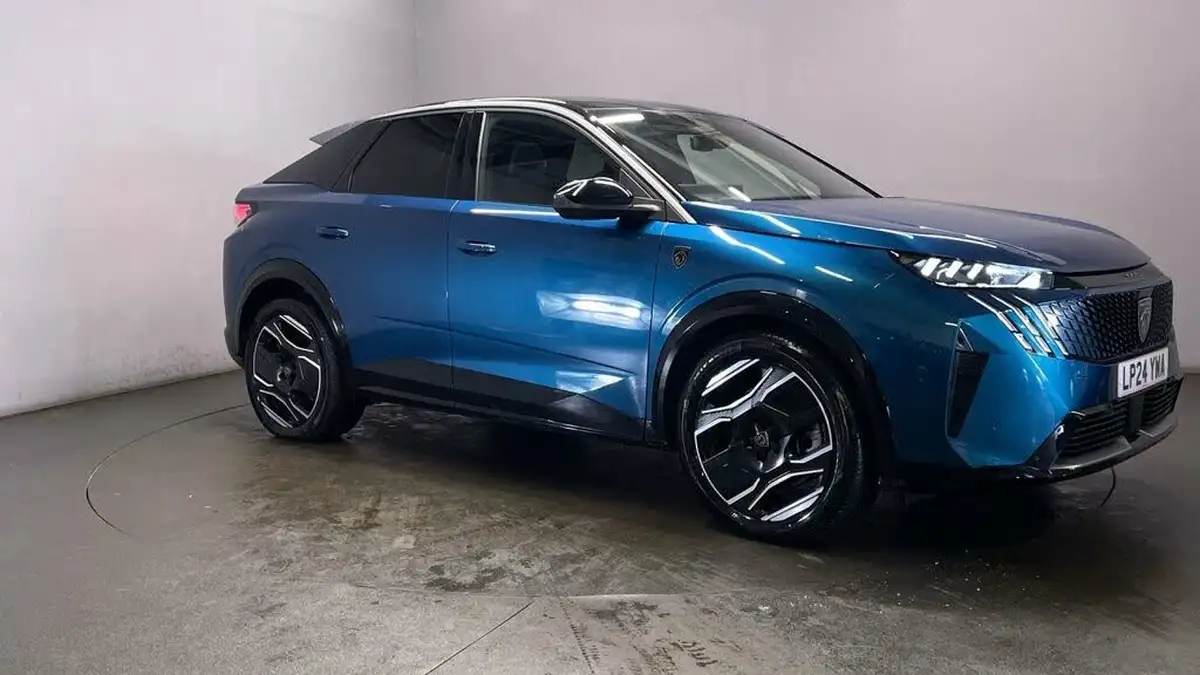 2023-peugeot-3008-suv-e-gt-big-1
