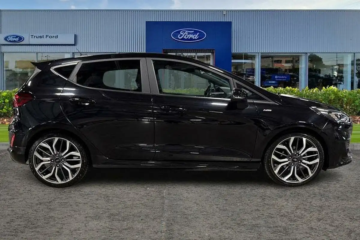 2022-ford-fiesta-10t-st-line-x-100ps-big-2