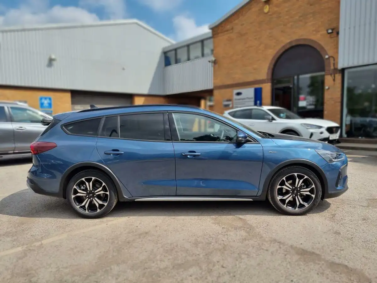 2024-ford-focus-10t-active-x-125ps-estate-big-7