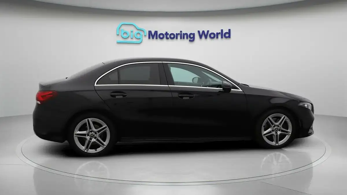 2021-mercedes-benz-a-class-20d-a220d-amg-line-executive-saloon-4d-big-8