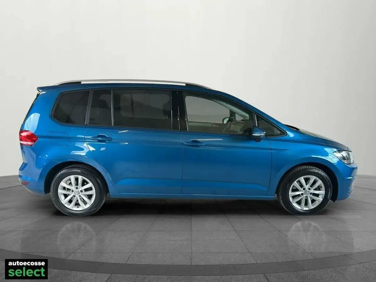 2018-volkswagen-touran-16tdi-se-dsg-big-2