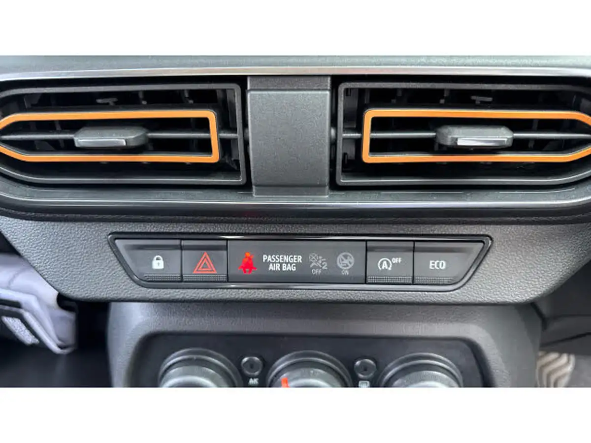 2022-dacia-sandero-stepway-10-tce-comfort-90bhp-big-24