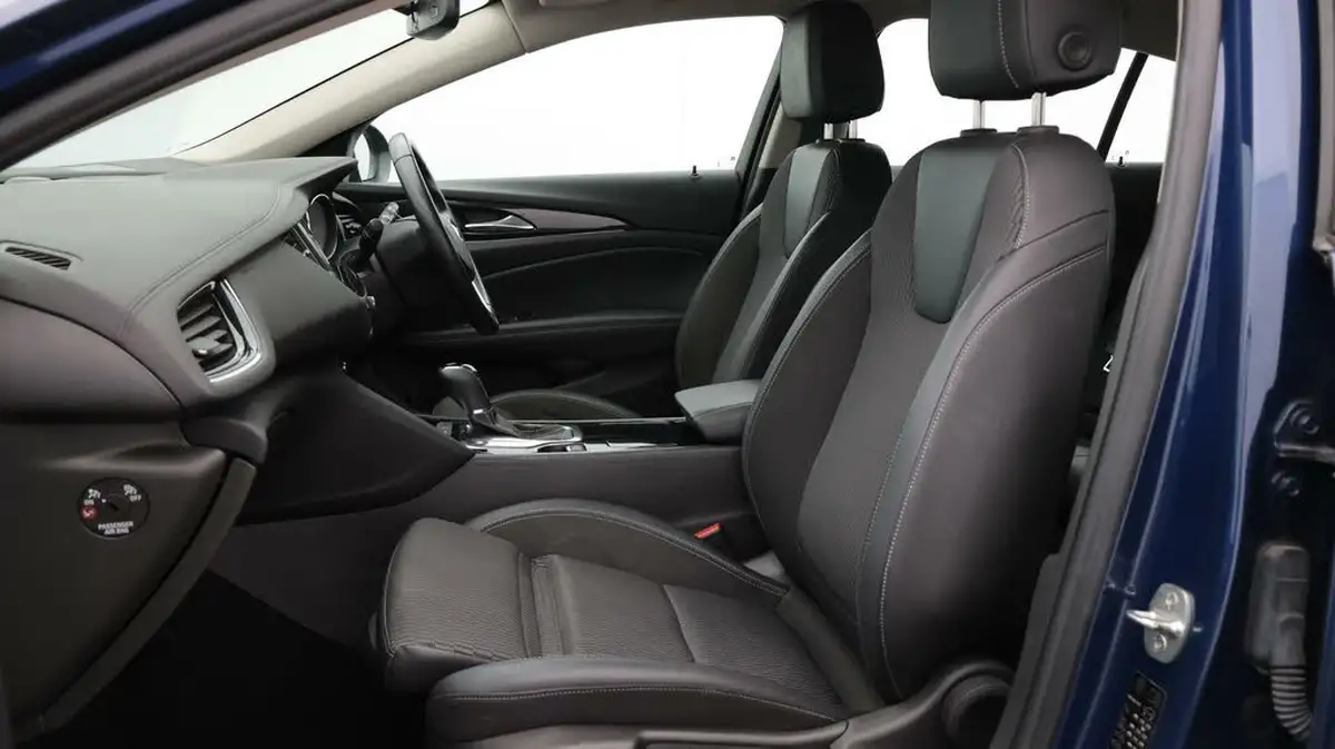 2021-vauxhall-insignia-grand-sport-20-turbo-d-sri-premium-auto-big-14