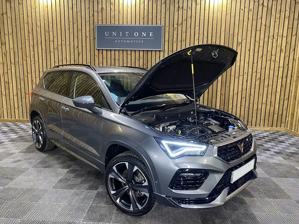 2024-cupra-ateca-15-ecotsi-v2-big-32