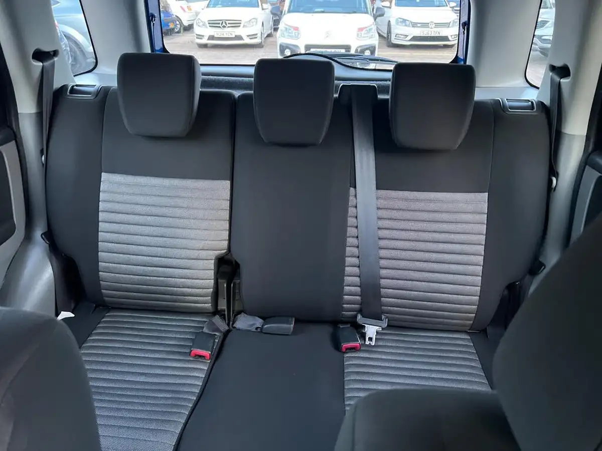 2011-suzuki-sx4-16-sz4-hatchback-5d-auto-big-39