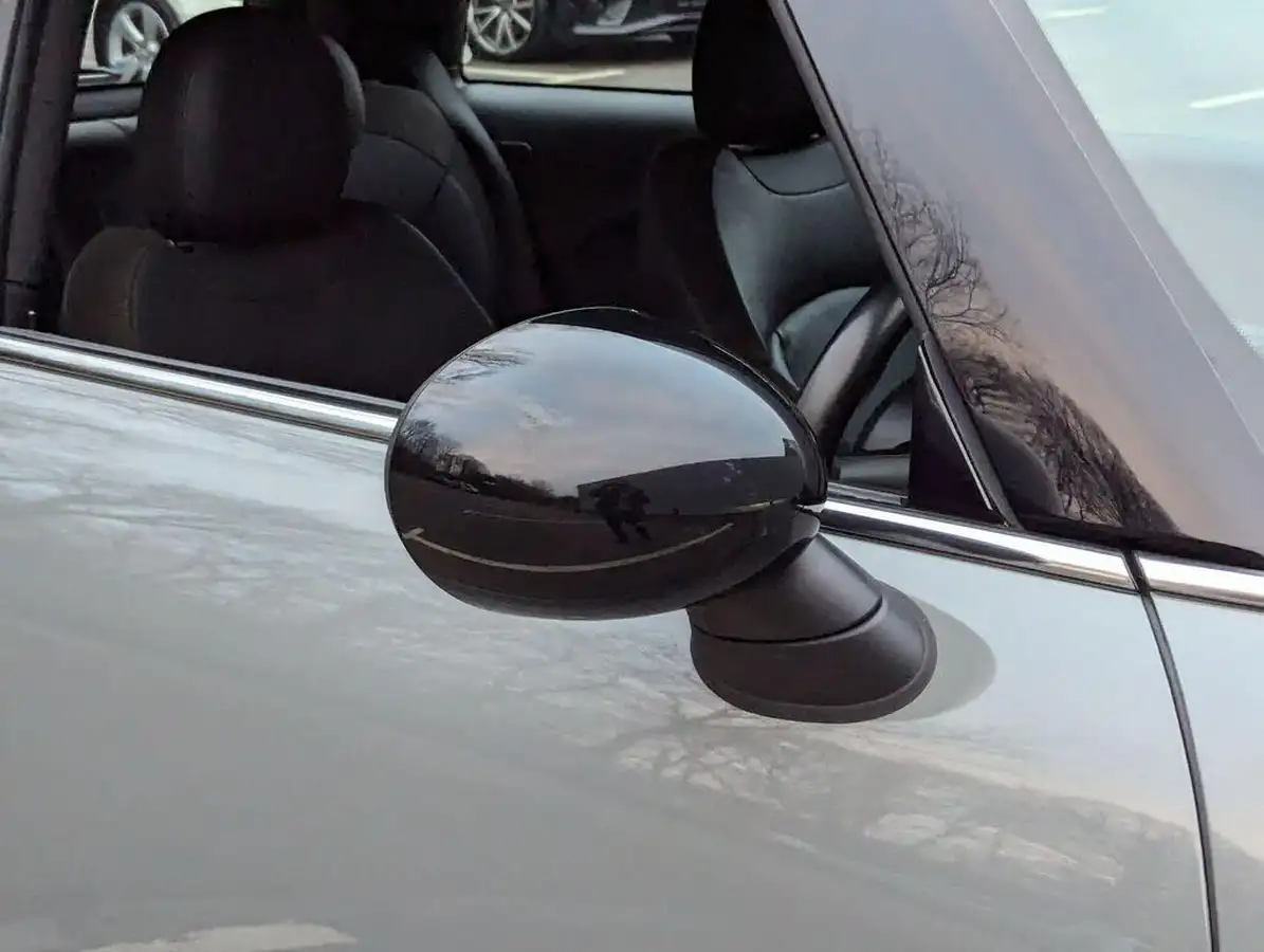 2019-mini-cooper-15-cooper-sport-hatchback-3d-big-28