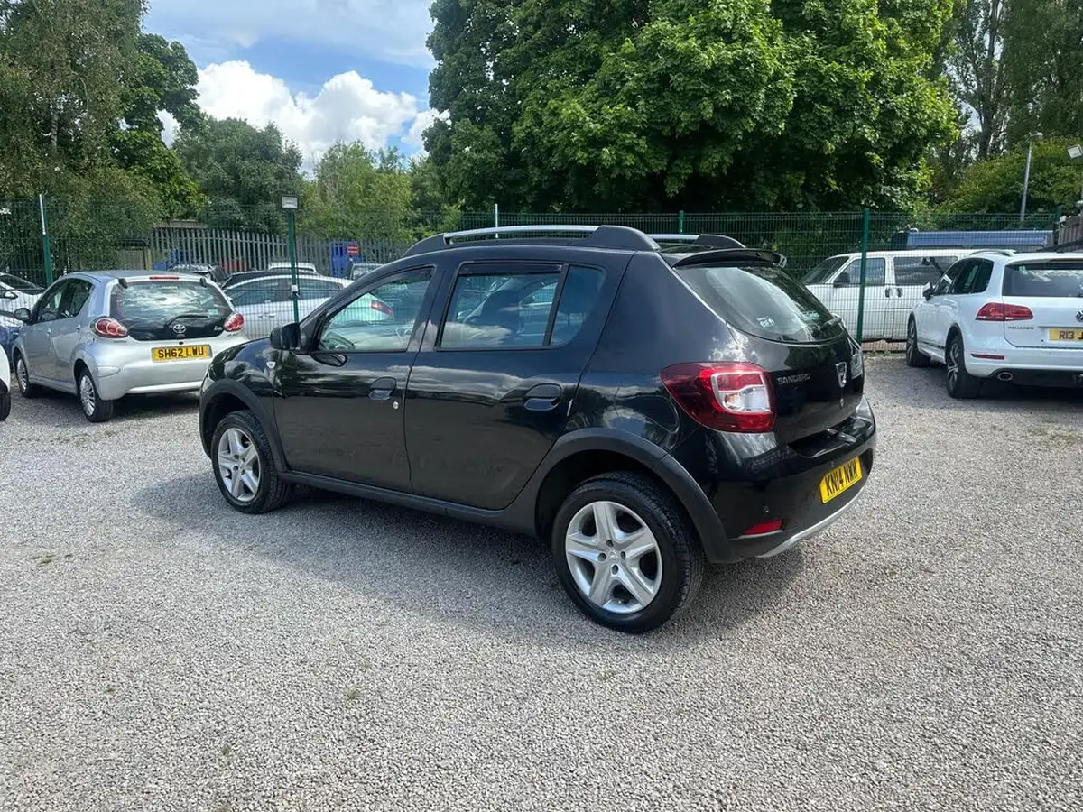 2014-dacia-sandero-stepway-15d-laureate-big-7