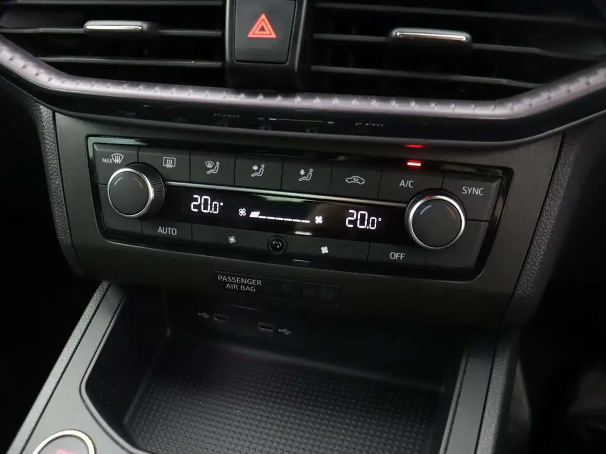 2022-seat-ibiza-10-tsi-xcellence-110ps-dsg-big-34