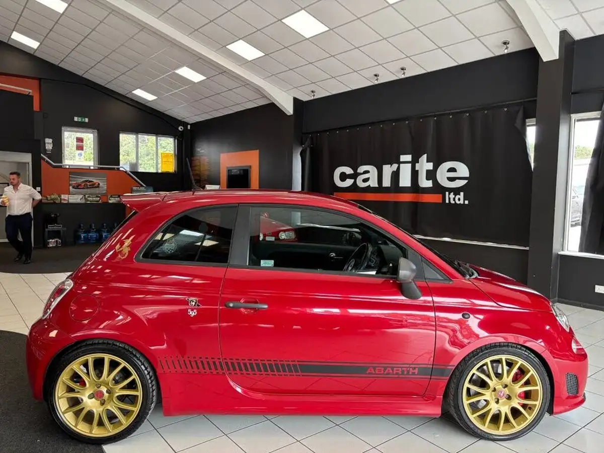 2015-abarth-500-14-tjet-595-competizione-big-14