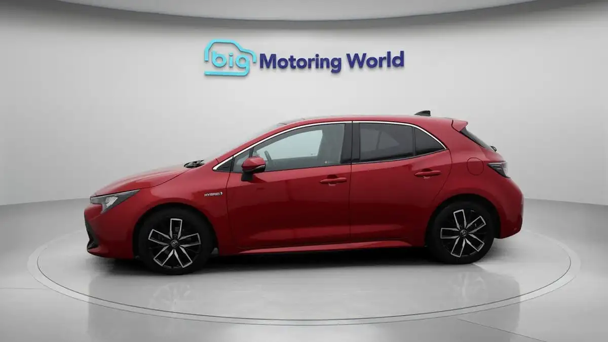 2021-toyota-corolla-18-vvt-i-design-spare-wheel-hatchback-5d-big-4