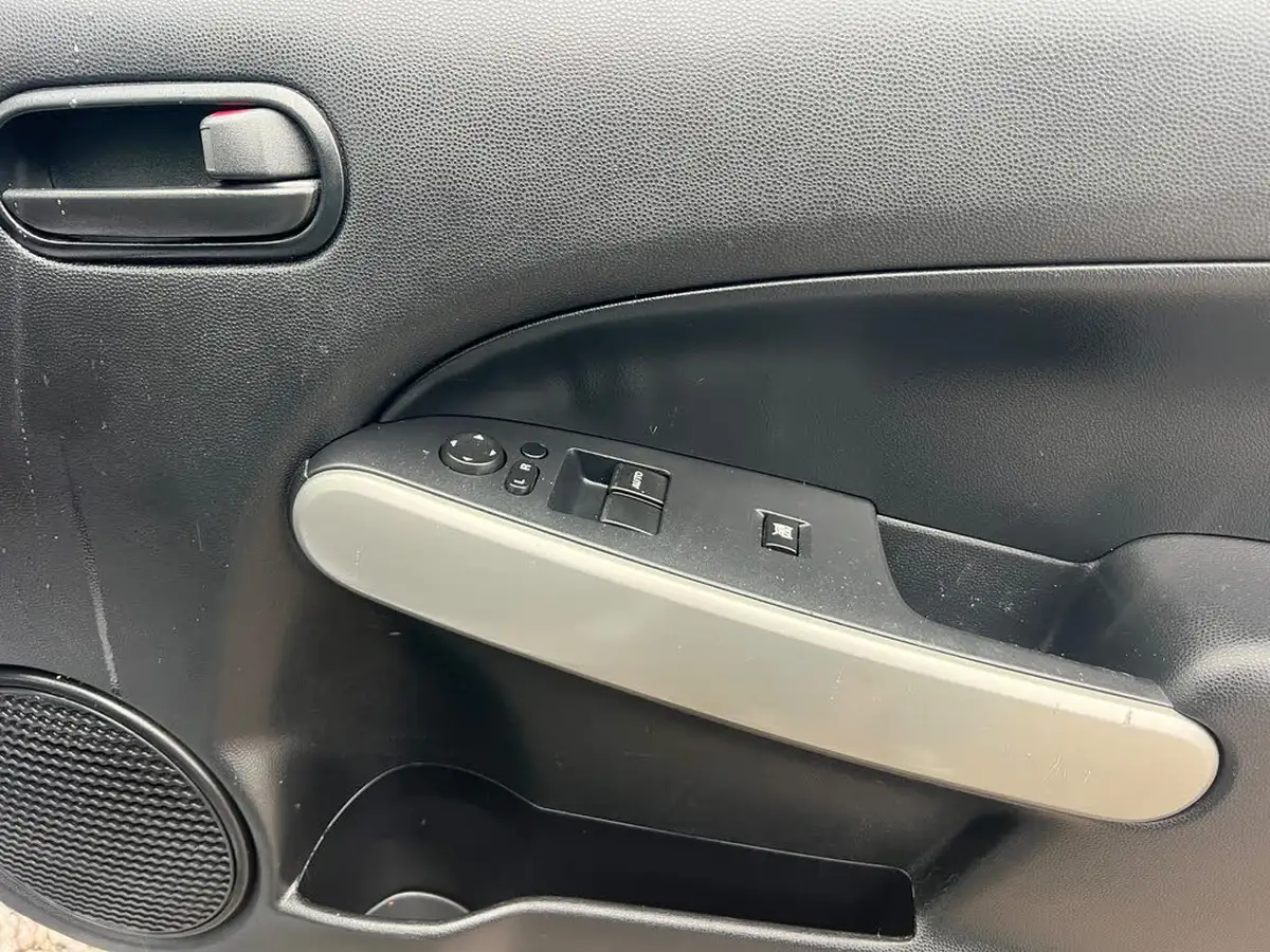 2012-mazda-mazda2-13-ts-air-con-75ps-5d-big-22