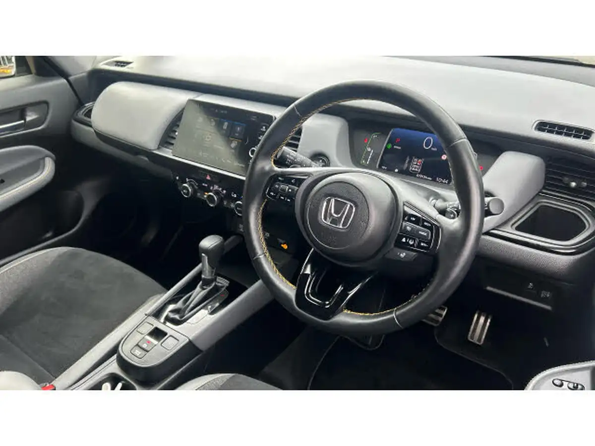 2023-honda-jazz-15-i-mmd-advance-sport-big-25