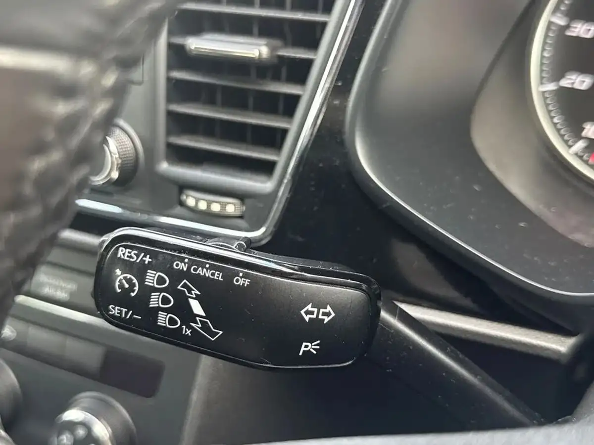 2016-seat-leon-12-se-tech-pack-tsi-110ps-hatchback-5d-dsg-big-34