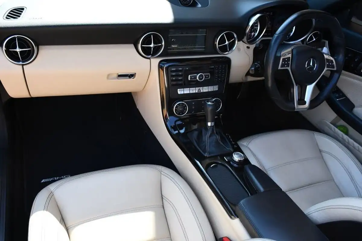 2012-mercedes-benz-slk-55-slk55-amg-big-1