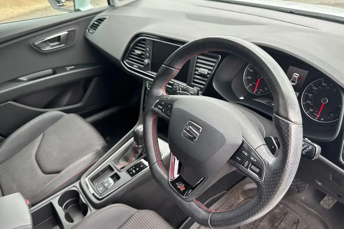 2019-seat-leon-15-tsi-evo-fr-150ps-hatchback-dsg-big-20