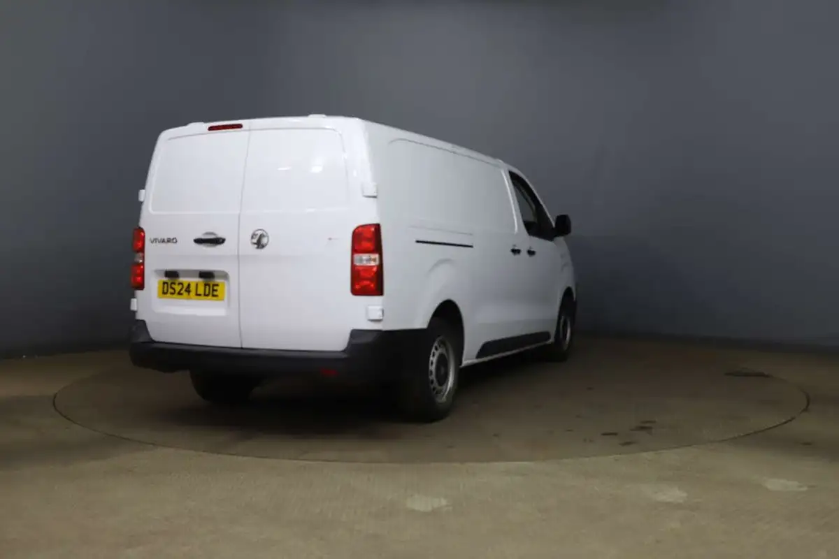 2024-vauxhall-vivaro-20td-xl-prime-panel-big-9