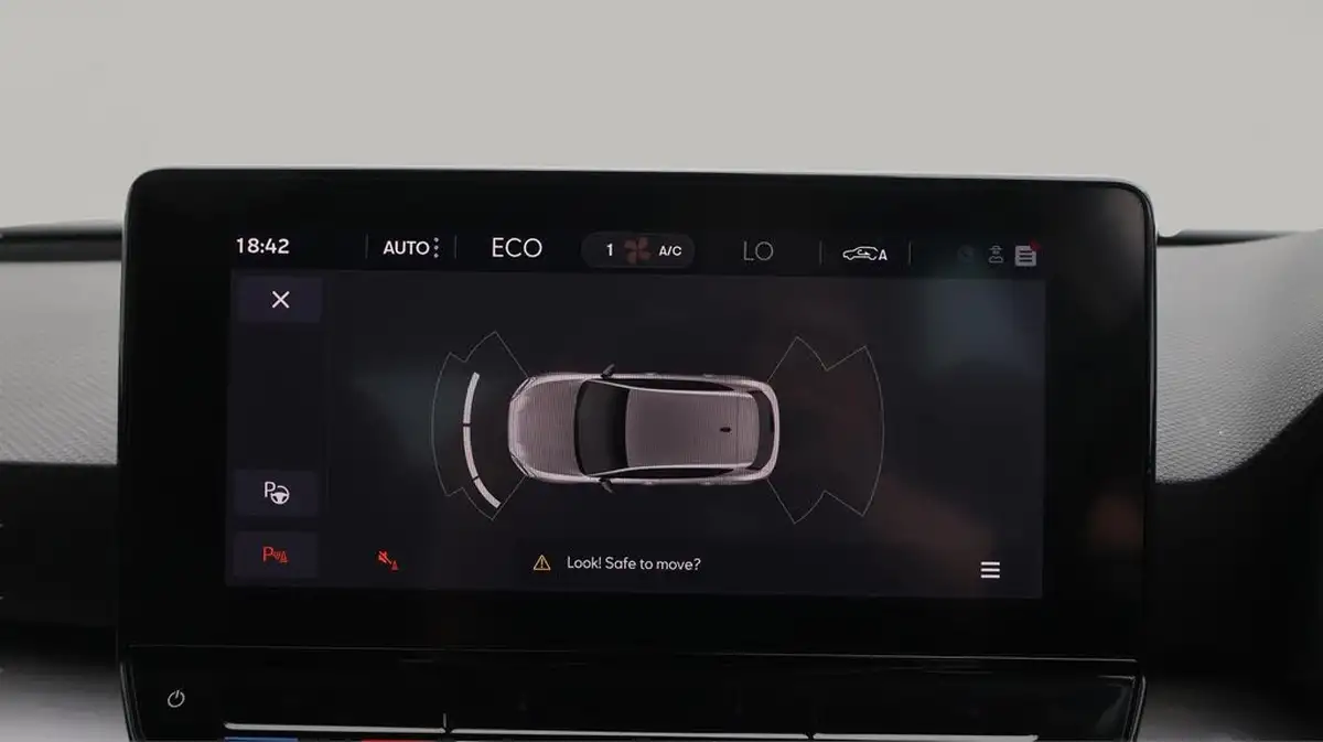 2021-seat-leon-14-e-hybrid-fr-hatchback-big-22