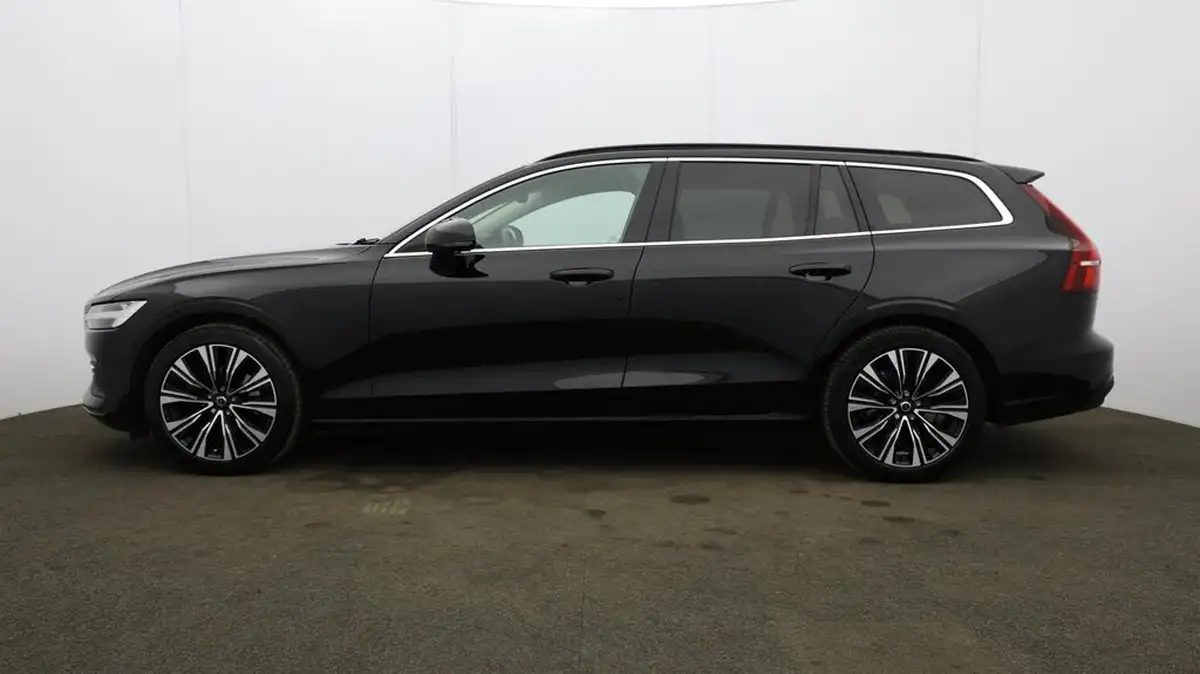 2023-volvo-v60-20-b3-core-big-55