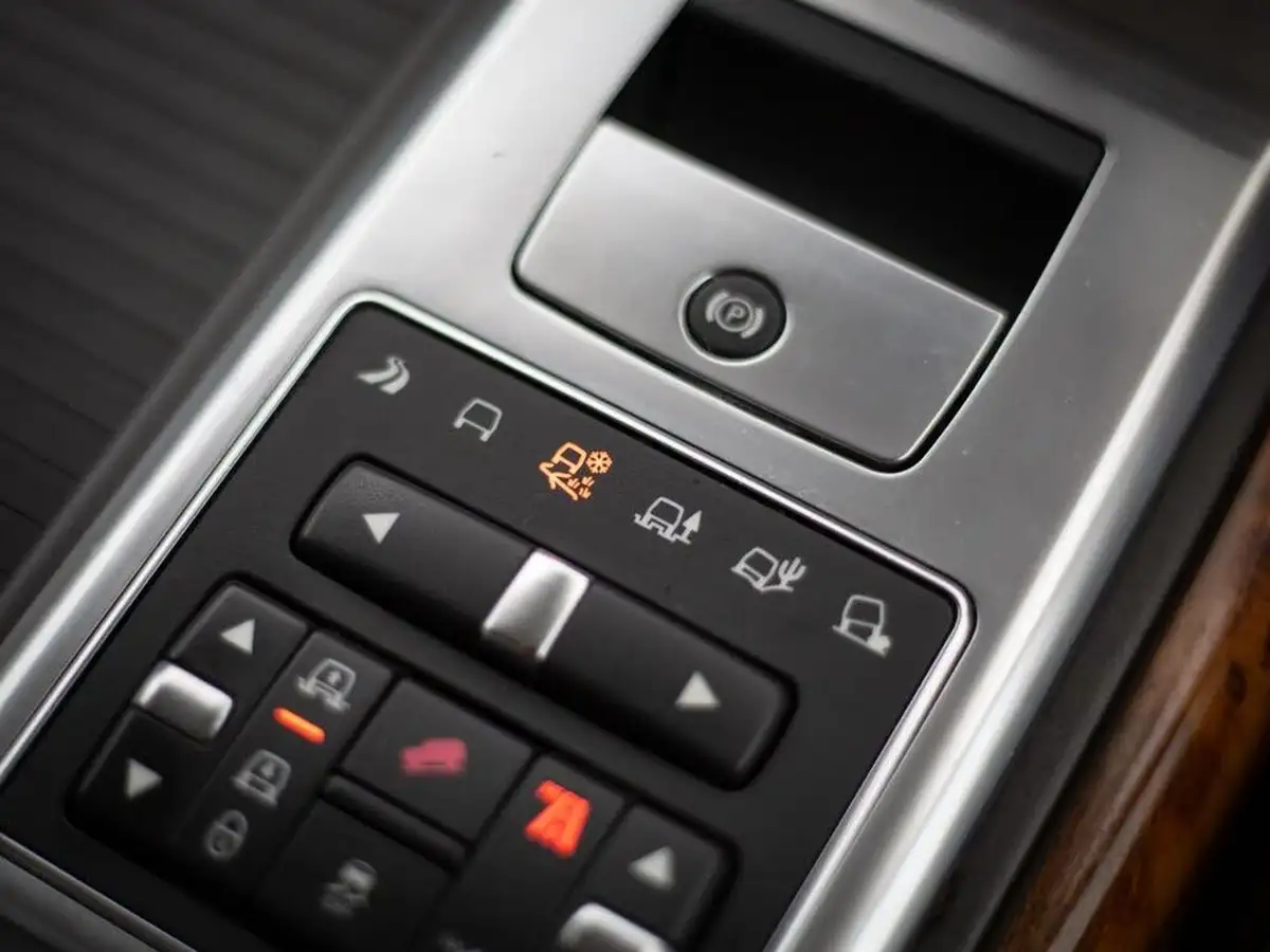 2013-land-rover-range-rover-sport-30-sd-v6-autobiography-sport-big-27