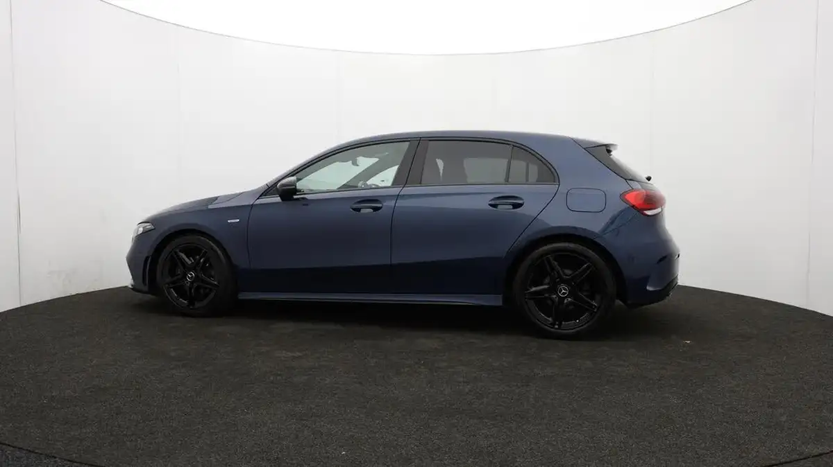 2022-mercedes-benz-a-class-13-a180-amg-line-executive-edition-hatchback-5d-7g-dct-big-74