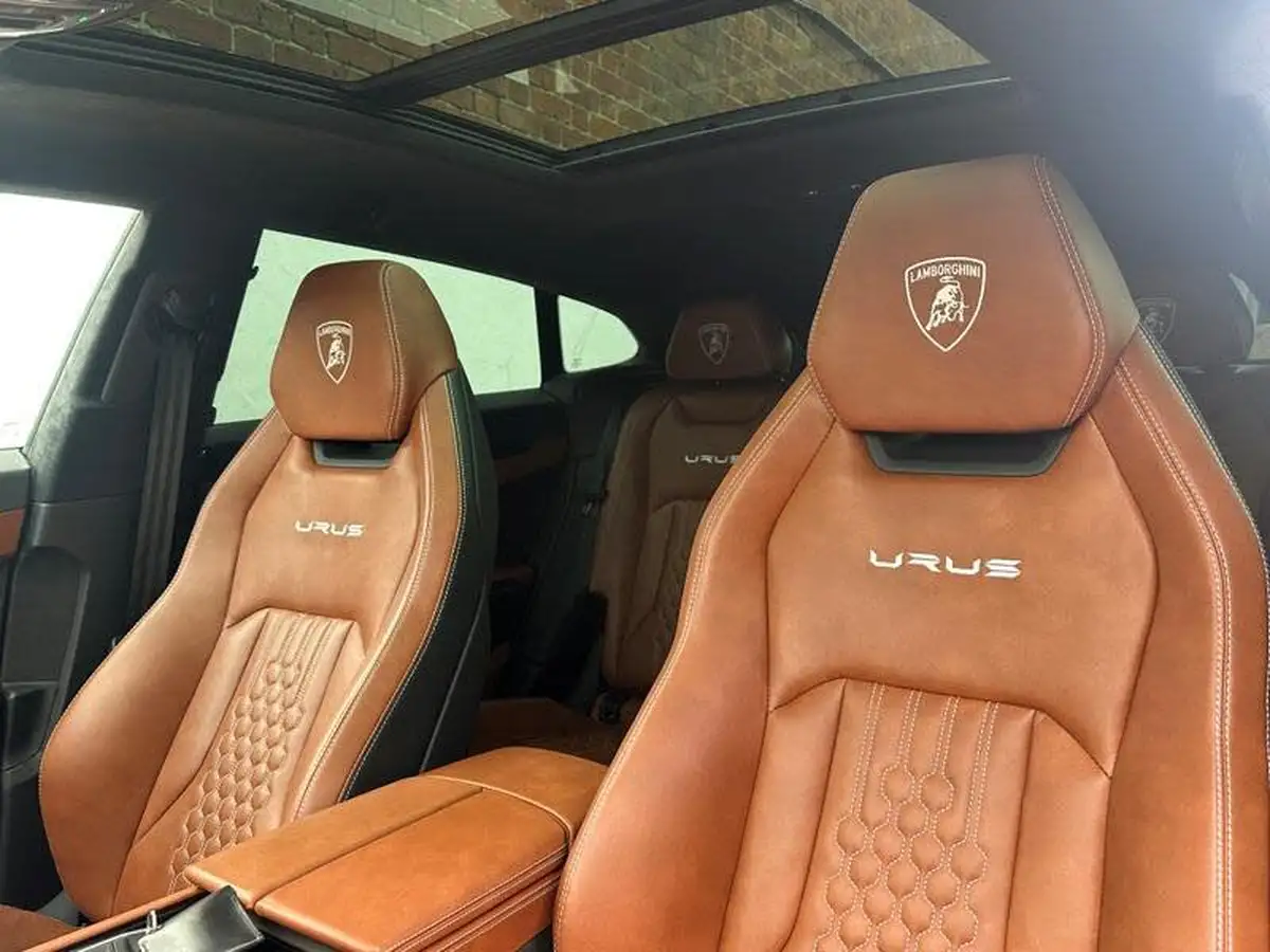 2023-lamborghini-urus-40-no-trim-big-6