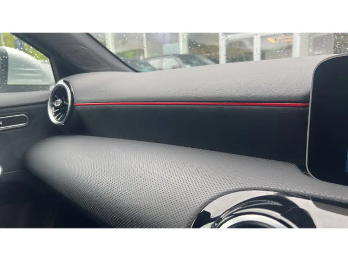 2020-mercedes-benz-a-class-13-a180-amg-line-executive-hatchback-5d-7g-dct-big-32