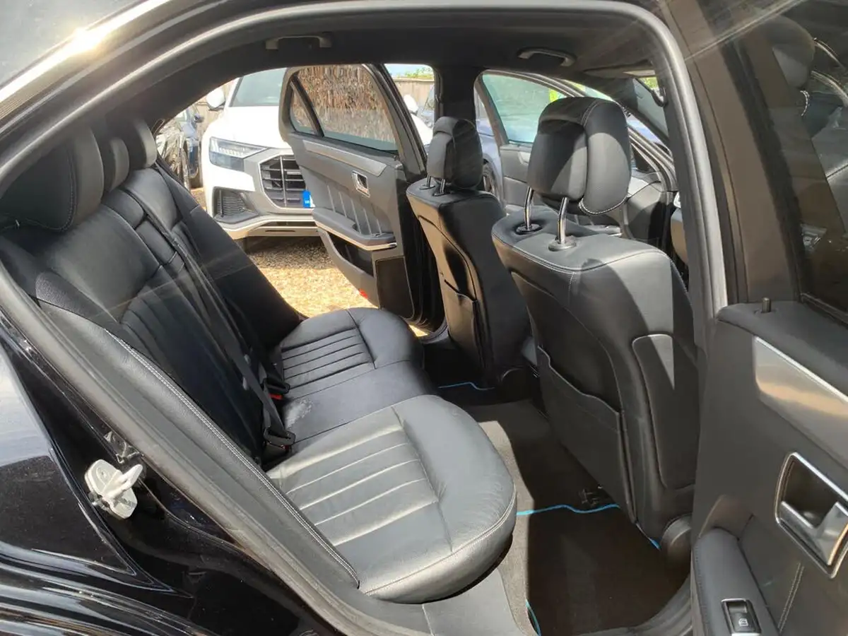 2014-mercedes-benz-e-class-21td-e300-se-saloon-4d-big-43