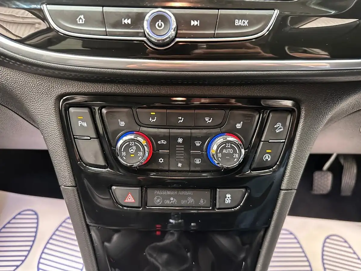 2019-vauxhall-mokka-x-16cdti-elite-nav-4x4-ss-big-11