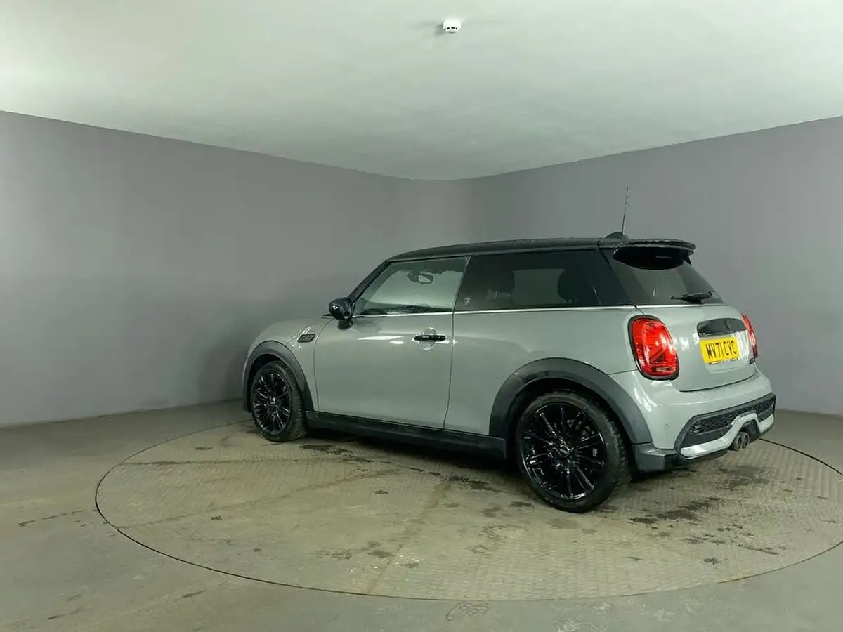 2021-mini-cooper-20-cooper-s-exclusive-hatchback-3d-auto-big-5