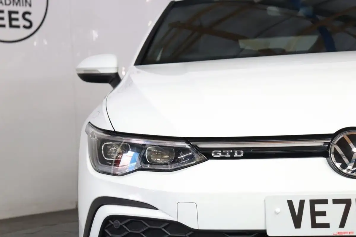 2021-volkswagen-golf-20tdi-gtd-big-9
