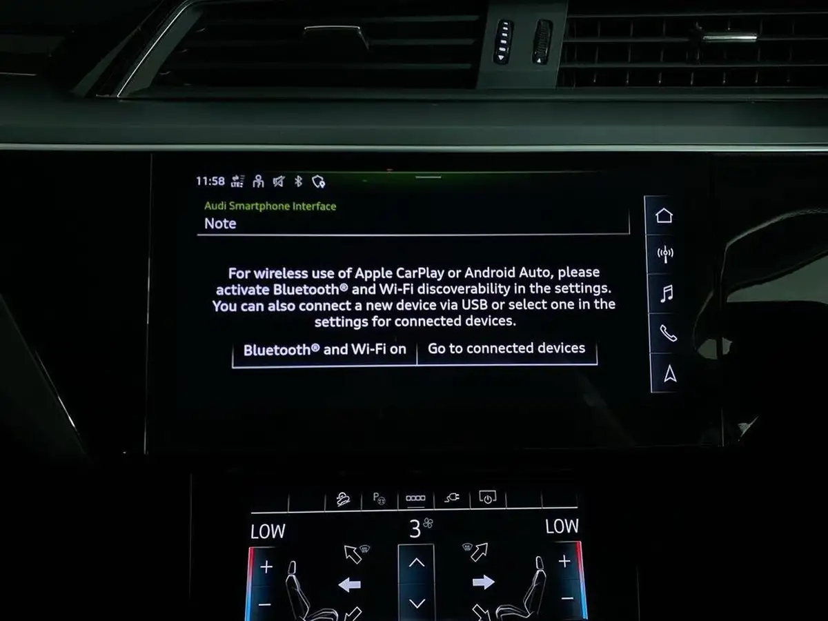 2022-audi-e-tron-55e-technik-station-wagon-big-32