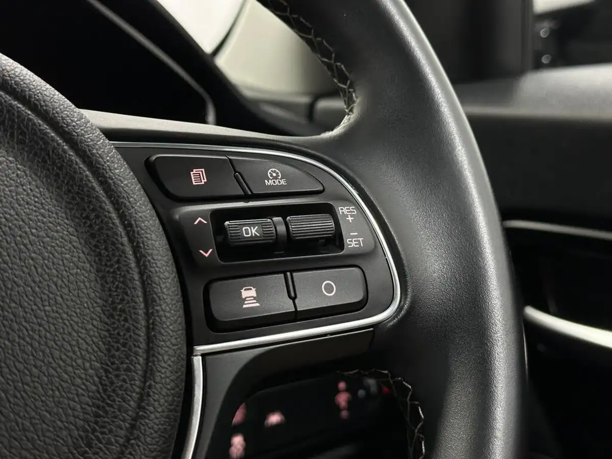2021-kia-niro-16-gdi-2-big-14