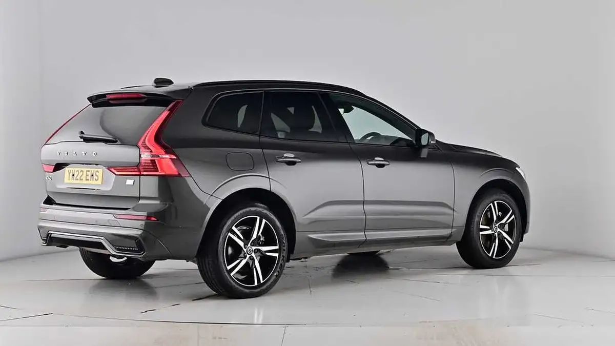 2022-volvo-xc60-20-t6-r-design-350bhp-plug-in-hybrid-big-76