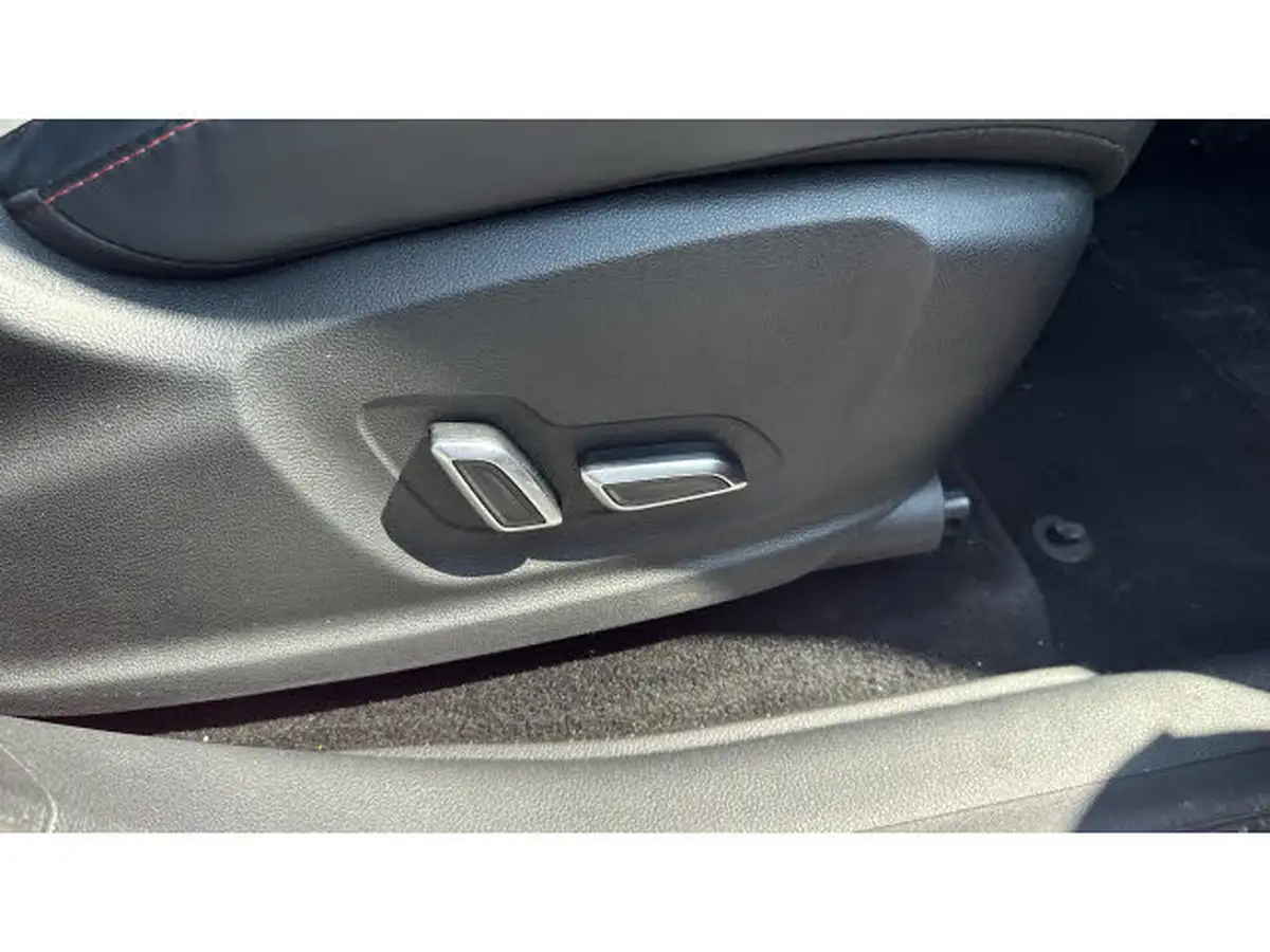 2023-mg-hs-15t-gdi-exclusive-258ps-plug-in-hybrid-auto-big-35