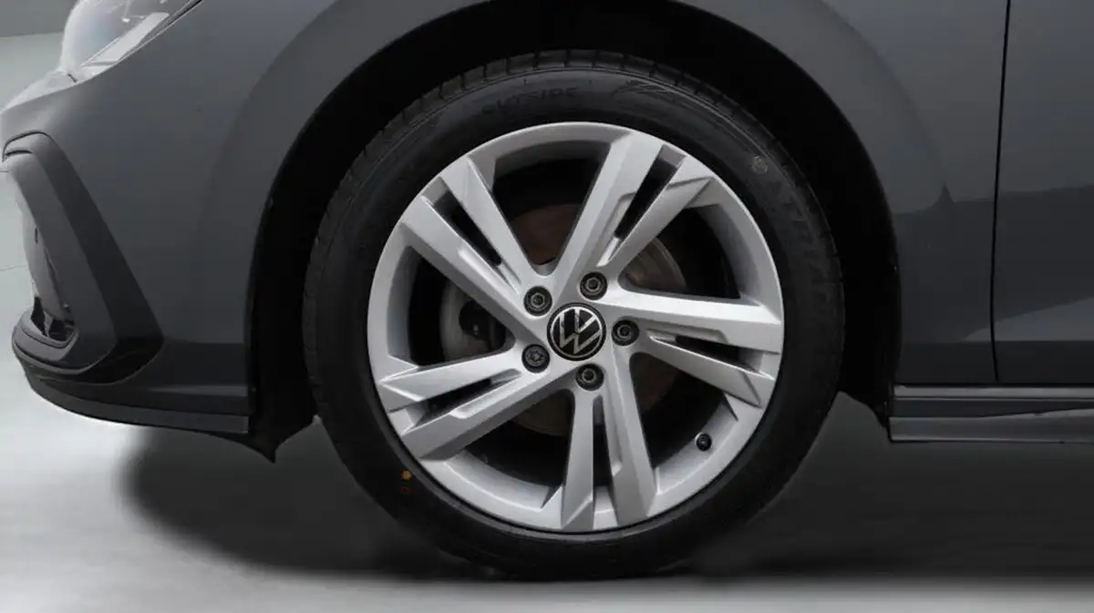 2020-volkswagen-golf-15-tsi-r-line-130ps-hatchback-5d-big-18