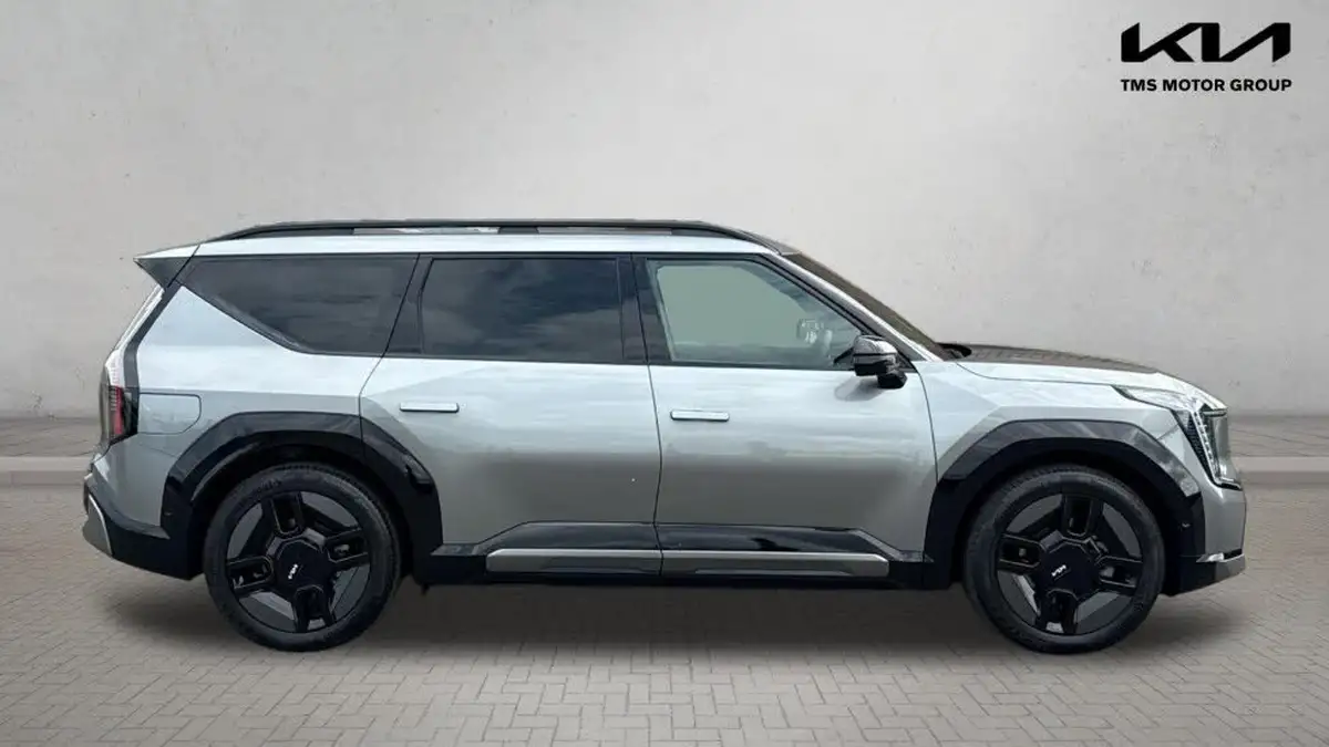 2025-kia-ev9-e-gt-line-s-7-big-3