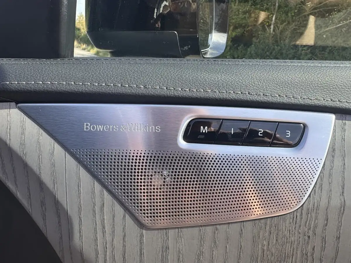 2024-volvo-xc90-20-b6-ultimate-big-22