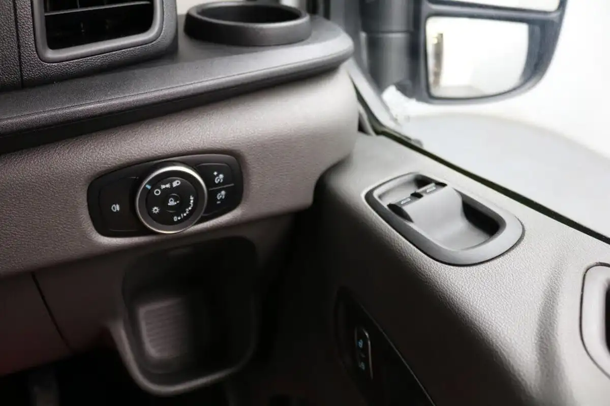 2022-ford-transit-20tdci-350-l4h3-leader-130pseu6dt-panel-van-big-57