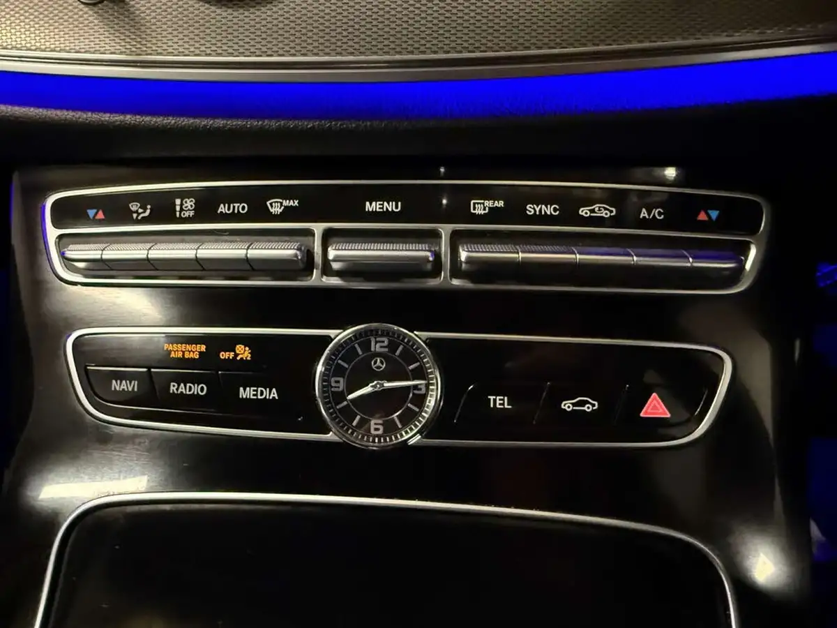 2017-mercedes-benz-e-class-20d-e220d-se-ss-saloon-4d-big-26