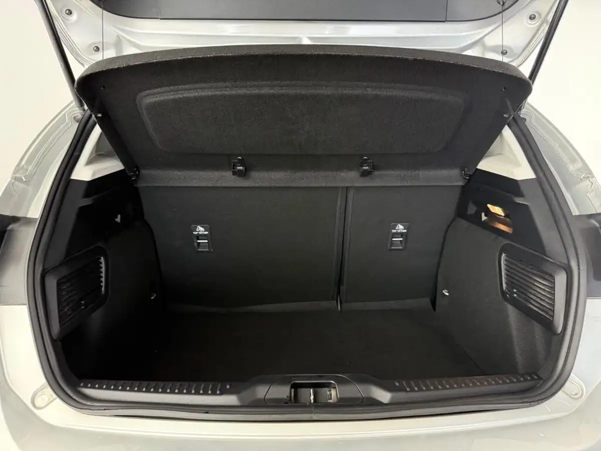 2020-ford-focus-15t-titanium-x-hatchback-big-10