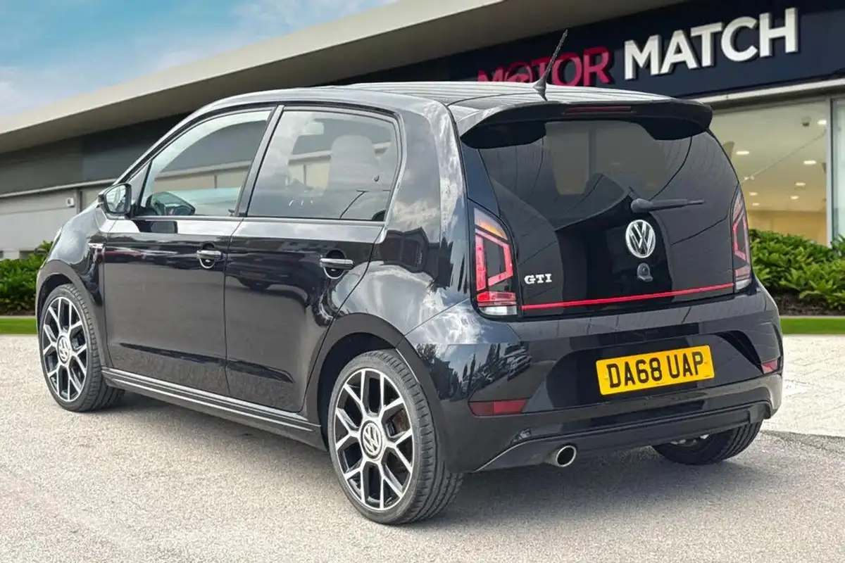 2018-volkswagen-up-10-gti-5d-big-1