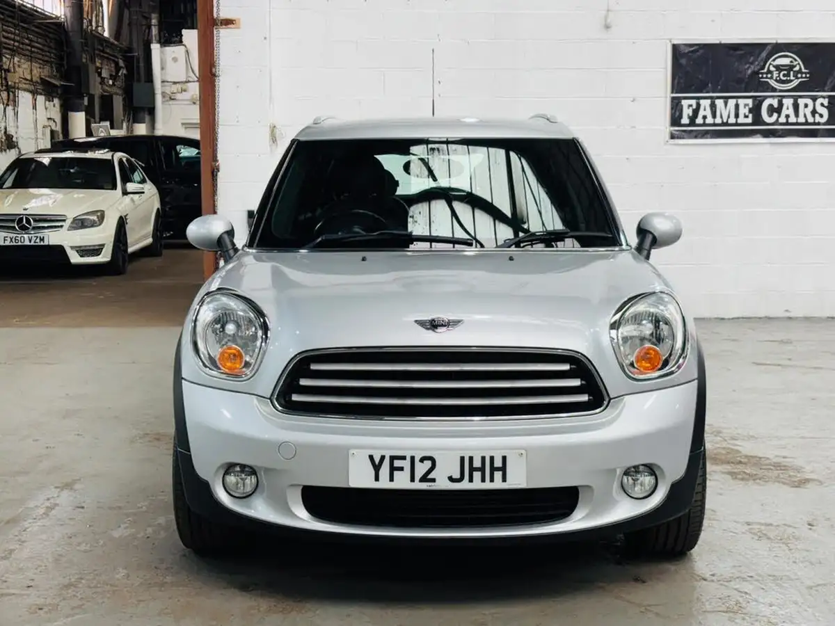 2012-mini-countryman-20td-cooper-d-112bhp-auto-big-1