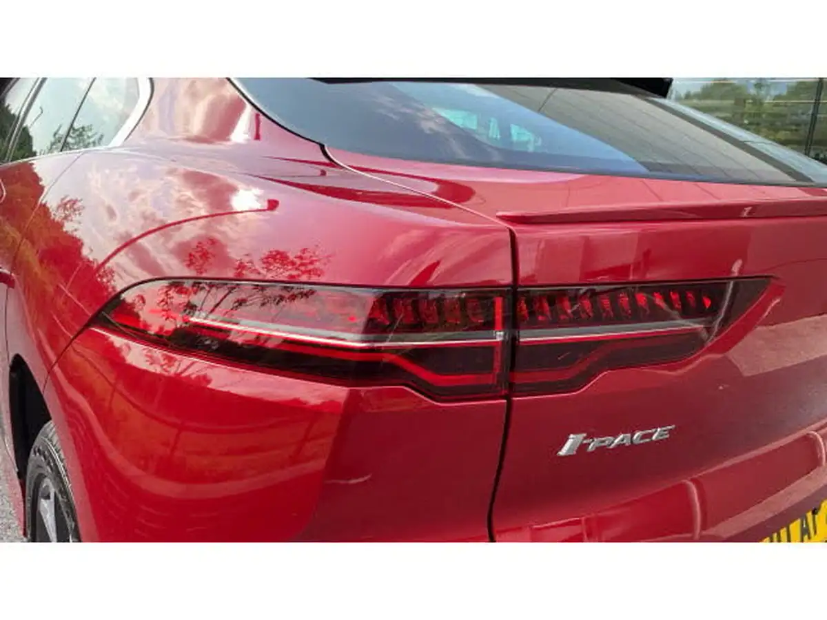 2019-jaguar-i-pace-ev400-se-big-18