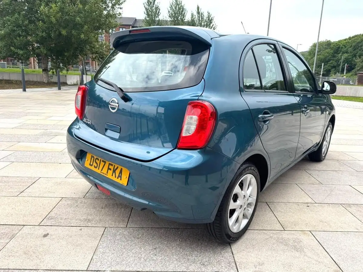 2017-nissan-micra-12-acenta-big-16