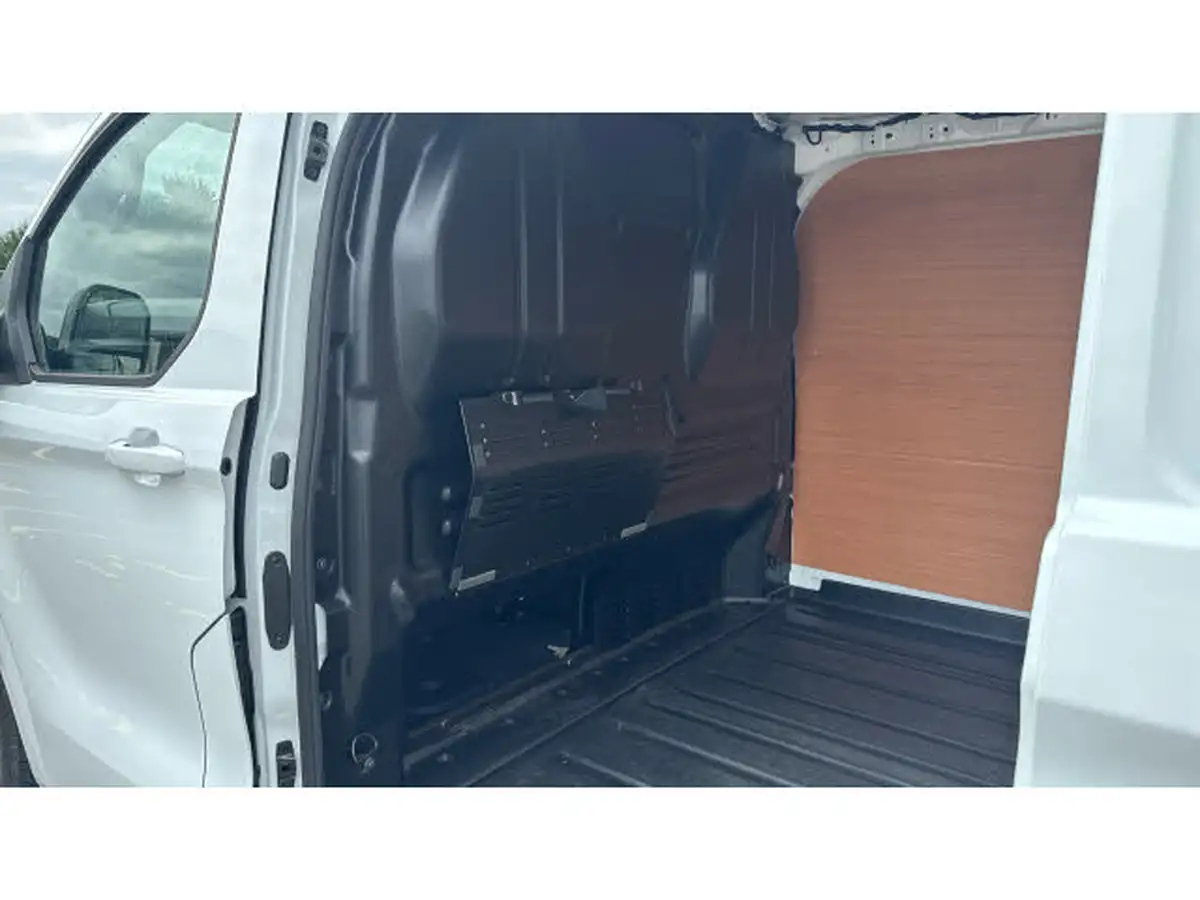 2024-ford-transit-custom-20tdci-280-l1h1-limited-136pseu6e-panel-van-1996cc-big-17
